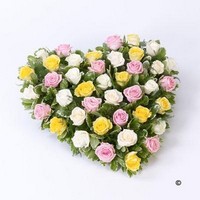 Mixed Rose Heart   Pink, Yellow and Cream *